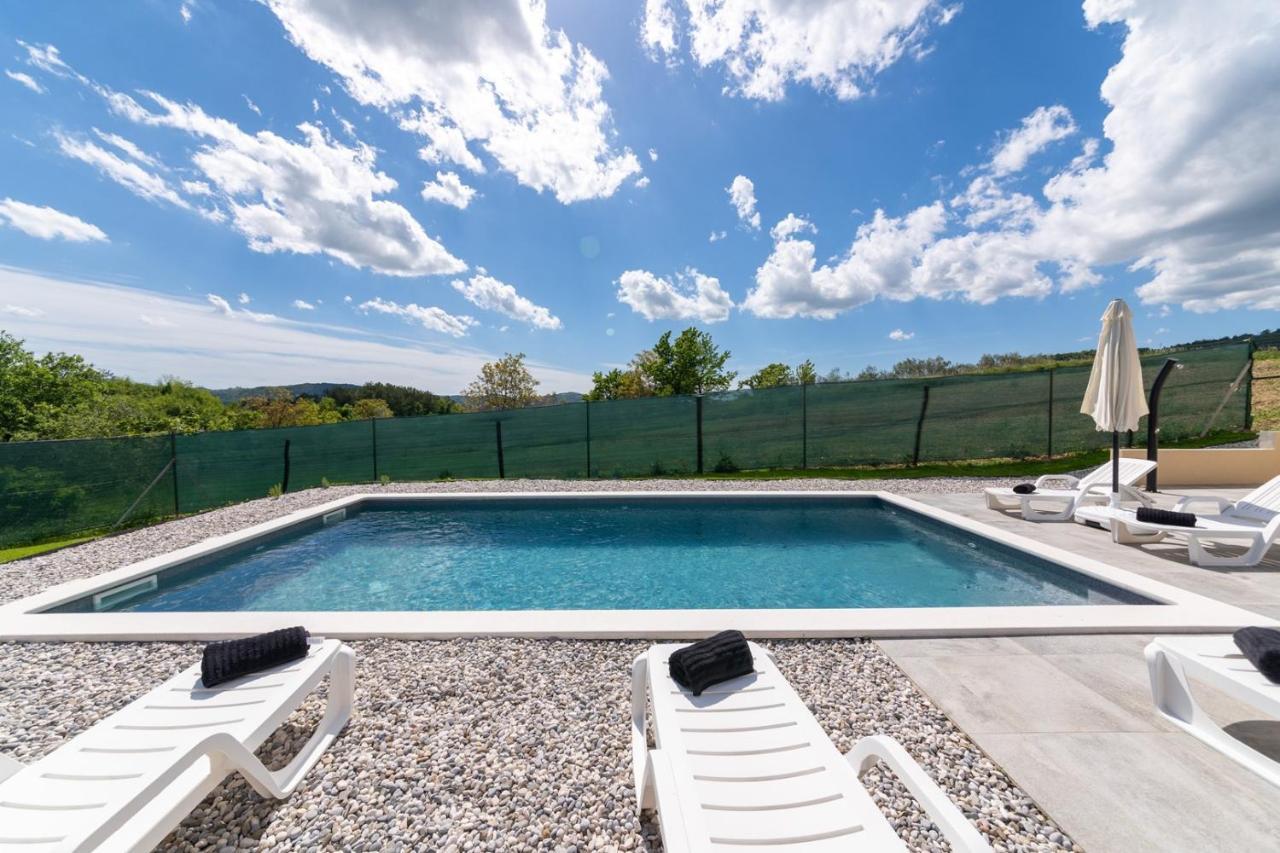 Villa Butoniga Nature Buzet Luaran gambar